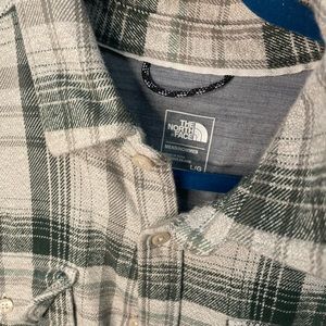 North face size large flannel
